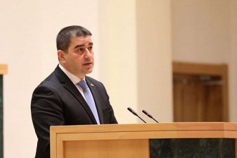 Salva-papuaSvili-ar-vapirebT-moTmenas-da-atanas-rom-Cvens-qveyanas-romlis-winaSec-gvaqvs-fici-dadebuli-abralebdnen-yvelafers