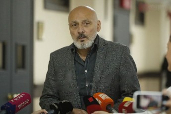 jondi-baRaTuria-arsebobda-radio-muza-romlis-damfuZnebeli-iyo-saakaSvilis-meuRle-sidedri-da-deda-am-radios-hqonda-Semowiruleba-milion-asi-aTasi-lari-rac-deklaraciaSi-Setanili-ar-aqvs-da-es-sisxlis-samarTlis-danaSaulia