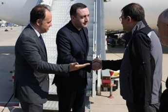 premier-ministri-irakli-RaribaSvili-haTais-provinciaSi-qalaq-anTaqiaSi-Cavida