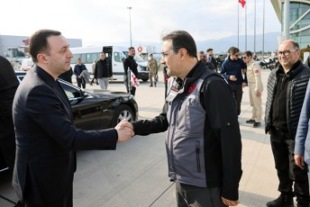 premier-ministr-irakli-RaribaSvilis-viziti-TurqeTis-respublikaSi-dasrulda