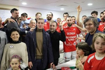 premier-ministri-irakli-RaribaSvili-saqarTvelo-islandiis-sakalaTburTo-matCs-daeswro