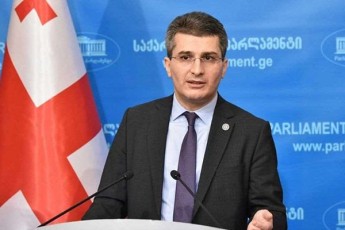 mamuka-mdinaraZe-samwuxarod-arseboben-garkveuli-adamianebi-romlebic-ajereben-sxvadasxva-organizaciis-warmomadgenlebs-rom-maT-SeuwydebaT-dafinanseba-es-calsaxa-provokacia-da-tyuilia