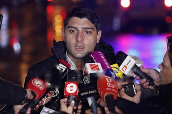 vaJa-siraZis-informaciiT-parlamentis-SenobasTan-wvrilmani-xulignobis-braldebiT-oTxi-adamiania-dakavebuli