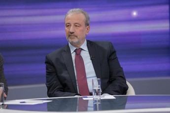 kaxa-gogolaSvili-Tu-kargad-dafiqrdebiT-ra-miznebi-gamoZravebT-rogor-miaRwioT-rom-ar-aRSfoTdes-mosaxleoba-ar-Seexos-aqtorebs-romlebic-Tqveni-mtrebi-arasdros-yofilan-vityviT-rom-sworad-imoqmedeT-da-Rirsi-xarT-darCeT-xelisuflebaSi