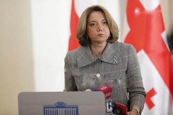 salome-samadaSvili-gavagrZelebT-yvelanair-Zalisxmevas-raTa-xeli-SevuSaloT-qarTul-ocnebas-kanonis-miRebiT-gadaiyvanos-qveyana-evropuli-gzidan-momaval-kviras-iqneba-ufro-mwvave-protesti