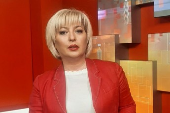 Tamar-CiburdaniZe-aris-Tu-ara-simarTle-is-rom-2019-wlis-20-ivnisis-Rames-maSindeli-saxalxo-damcveli-nino-lomjaria-da-misi-moadgile-giorgi-burjanaZe-yofil-Sss-ministrTan-giorgi-gaxariasTan-erTad-20-ivnisis-Ramis-darbevis-dagegmvas-eswrebodnen