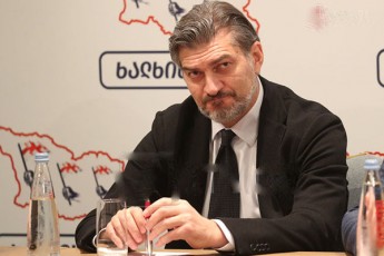 mixeil-yavelaSvili-jvarze-macves-rodesac-vTqvi-TviTmizani-ar-aris-evrokavSiri-meTqi-evrokavSiri-CemTvis-saSualebaa-raRacebs-veziaroT-sadac-Cveni-identobiT-kulturiT-unda-SevideT