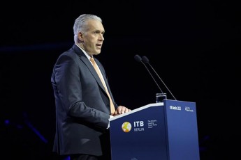 mese-berlinis-direqtori-Zalian-mixaria-rom-saqarTvelo-aris-wlevandeli-RonisZiebis-maspinZeli-qveyana---Tqven-geqnebaT-SesaZlebloba-rom-am-saocar-qveyanaSi-imogzauroT