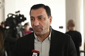 levan-beJaSvili-xelisufleba-aris-uzurpirebuli-avtokratia-Camoyalibebulia-deputatebisgan-icaven-rusebs-da-qarTul-ocnebas
