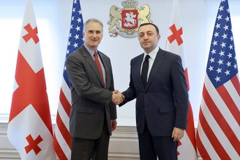 saqarTvelos-premier-ministri-kavkasiis-molaparakebebis-sakiTxebSi-aSS-is-mTavar-mrCevels-Sexvda
