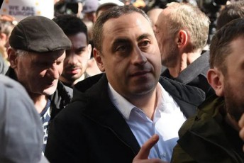 giorgi-vaSaZes-aqciis-monawileebma-sityviT-gamosvlis-SesaZlebloba-ar-misces