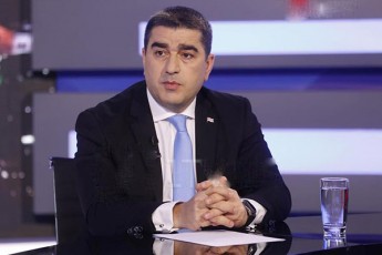 Salva-papuaSvili-moqalaqeebi-aajanyes-kanonis-winaaRmdeg-uTxres-rad-gindaT-arasamTavroboebis-finansebis-codna-endeT-kargi-xalxia-ar-aris-saWiro-zedmeti-informaciis-mopovebao