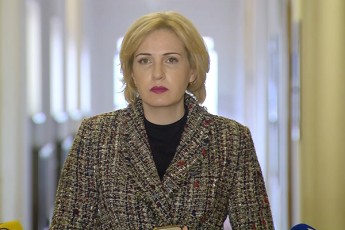 eka-sefaSvili-Cvens-werilSi-aSkara-faqtebia-moyvanili---axla-jeri-sazogadoebazea-romelic-rogorc-yovelTvis-swor-daskvnas-gamoitans-da-swor-arCevans-gaakeTebs