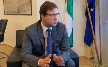 ungreTis-premieris-administraciaSi-acxadeben-rom-ungreTi-ar-daakavebs-vladimer-putins-Tu-is-am-qveyanaSi-Cava