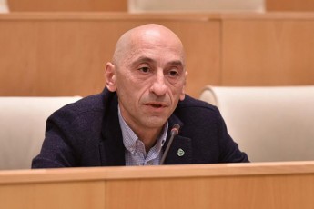 vaxtang-megreliSvili-ar-gvgonia-rom-nacionaliri-moZraoba-dRes-aris-raRac-partia-es-aris-inerciiT-mimavali-adamianebis-jgufi-romelic-konsolidirebulia-saakaSvilis-garSemo