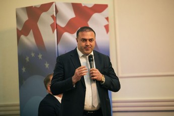 qarTuli-ocnebis-qobuleTis-raionul-organizacias-levan-zoiZe-uxelmZRvanelebs