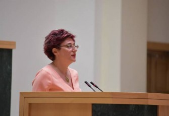 xaTuna-samniZe-evropuli-statusi-aris-am-qveynis-arCevani-da--ekuTvnis-am-qveyanas-da-es-ar-aris-mxardaWera-romelime-xelisuflebisTvis