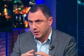 giorgi-amilaxvari-maRali-akademiuri-moswrebis-studentebs-motivirebulebs-romelTac-namdvilad-surT-warmatebas-miaRwion-damatebiT-finansur-meqanizmebs-aucileblad-Zalian-male-SevTavazebT