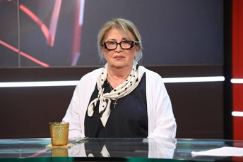 nino-foCxua-kidev-sjera-vinmes-rom-es-adamianebi-proevropelebi-arian-es-koleqtiuri-darCiaSvilebi-yvelafers-akeTeben-da-momavalSic-gaakeTeben-rom-saqarTvelom-ar-miiRos-kandidatis-statusi