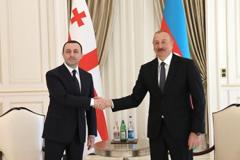 irakli-RaribaSvili-ilham-alievTan-Sexvedraze-xazgasmiT-aRvniSne-rom-saqarTvelo-afasebs-strategiul-partniorobas-azerbaijanTan-da-sxvadasxva-mimarTulebiT-arsebuli-TanamSromlobis-gaRrmavebis-ideis-erTgulia