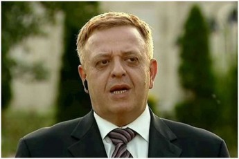 levan-nikoleiSvili-nacebs-verc-regionebSi-siarulma-da-verc-rikoTis-gzis-gaxsnam-uSvela-xabes-da-mis-gunds-sakuTari-ojaxis-wevrebic-ki-ver-gamoyavs-mitingze-da-axla-pirvel-meoreze-iTvlian-parlamentis-win