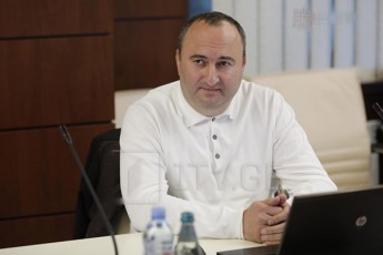 levan-murusiZe-daxurul-Sexvedraze-premier-ministrs-yvelanairi-informacia-mivawode-rodesac-CavTvli-saWirod-sazogadoeba-yvelafers-Seityobs