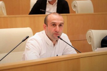 iago-xviCia-nacmoZraoba-kezeraSvilis-faqtorma-aqamdec-daaziana-da-BBC-is-gamoZieba-ukve-tortze-marwyvia