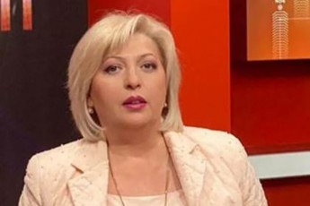 Tamar-CiburdaniZe-saaRdgomo-epistole-amjeradac-Tanamedroveobis-aqtualur-da-problemur-sakiTxebs-pasuxobs-da-kidev-erTxel-gviCvenebs-swor-gzas-saiTac-unda-viaroT