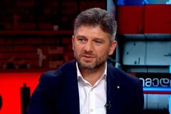 daCi-caguria-radikalur-opoziciaze-vnaxeT-saqarTveloSi-naZarcvi-fuli-rogor-miemarTeba-lobistebTan-rom-saqarTvelom-kandidatis-statusi-ar-miiRos