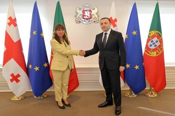 premier-ministri-irakli-RaribaSvili-portugaliis-respublikis-erovnuli-Tavdacvis-ministrs-Sexvda