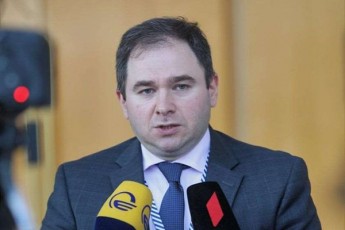 nikoloz-samxaraZe-Tu-konservatiul-faseulobebSi-vgulisxmobT-ojaxur-tradiciebs-qristianul-tradiciebs-amaze-dgas-evropa-da-amis-irgvliv-aris-Camoyalibebuli-evropuli-kultura
