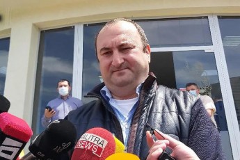 levan-murusiZe-amerikul-gadacemebs-usmenT-amerikis-SeerTebul-StatebSi-bevr-Tanamdebobis-pirze-iZaxian-korumpirebulio-yvelafers-damtkiceba-unda-amtkicebs-vinme