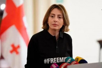 xatia-dekanoiZe-mecodeba-mixeil-saakaSvili---is-adamianebi-Tu-grZnoben-pasuxismgeblobas-siaSi-moxvedris-da-gamorCenis-gamo-rom-kiodnen-televiziebSi---Camodi-megobaro