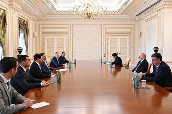 Salva-papuaSvili-azerbaijanis-respublikis-prezidents-Sexvda