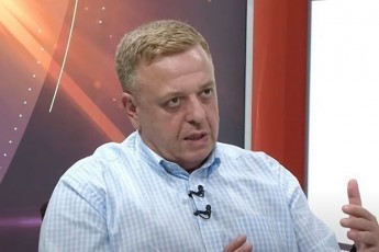levan-nikoleiSvili-yvarlis-tbasTan-momxdar-aqciaze-is-mainc-gagerkviaT-ra-pozicia-aqvs-adamians-sanam-miuvardebodiT-da-samarcxvino-wioks-moawyobdiT-sastumrosTan