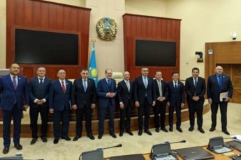 saqarTvelos-saparlamento-delegacia-yazaxeTis-axali-mowvevis-parlamentis-mejlisis-Tavmjdomaris-moadgiles-Sexvda