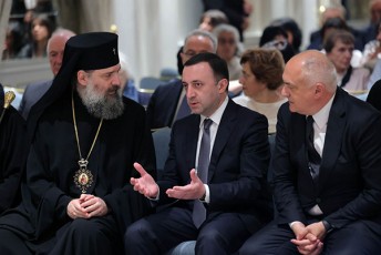 irakli-RaribaSvili-saero-da-sasuliero-mmarTveloba-mecnierebi-da-moZRvrebi-eri-da-beri-erTad-vdgavarT-gelaTis-siwmindisaTvis-vinaidan-Cven-vacnobierebT-am-materialuri-Zeglis-uwmindes-sulier-ideas