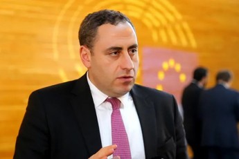 giorgi-vaSaZe-sabotaJs-qarTuli-ocneba-axdens-Cven-yvelafers-vakeTebT-rom-kari-ar-daixuros---qarTuli-ocnebis-amocanaa-izolaciaSi-mogvaqcios-es-yvela-evropel-partniors-mkafiod-esmis