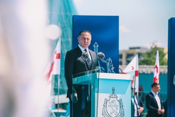 vaxtang-gomelauri-policielebs-minda-kidev-erTxel-xmamaRla-sajarod-da-damsaxurebulad-giTxraT-madloba