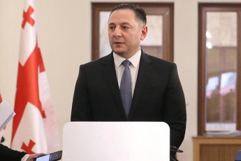 vaxtang-gomelauri-minda-madloba-gadavuxado-premiers-ministrs-TiToeuli-policielis-mudmivi-mxardaWerisTvis