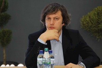 irakli-kobaxiZe-saerTaSoriso-gamWvirvalobaze-Sidapartiul-demokratiaze-konferencias-atarebs-organizacia-romelsac-13-welia-erTi-da-igive-Tavmjdomare-yavs-breJnevis-mere-xelmZRvanelobis-amxela-staJi-aravis-qonia