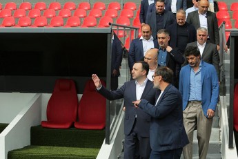 irakli-RaribaSvilma-mixeil-mesxis-saxelobis-axlad-reabilitirebuli-uefas-umaRlesi-kategoriis-stadioni-daaTvaliera