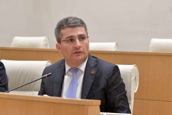 mamuka-mdinaraZe-rasa-iukneviCieneze-ver-gaicnes-biZina-ivaniSvili-da-ver-mixvdnen-rom-am-kacis-daSantaJeba-SeuZlebelia-wlebis-win-sakuTari-Tavi-rom-gadado-am-qveynisTvis-am-adamians-fuliT-ver-daaSantaJeben