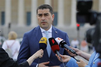 Salva-papuaSvili-imis-miuxedavad-rom-saqarTvelo-gaxda-srulad-Tavsebadi-natosTan-am-dromde-mxolod-molodinis-reJimSi-varT