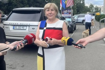 giuli-alasania-mixeil-saakaSvils-maincdamainc-aqtiurad-politikaSi-ver-vxedav-gaaCnia-rogor-da-ra-formiT-igulisxmeba-politikaSi-monawileoba---albaT-barikadebze-ver-dadgeba-palataSic-Zlivs-dgas