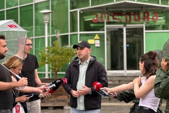 levan-xabeiSvili-gaerTianebaze-2-kviris-win-daviwye-saubari-da-viRacebi-gadabJirdnen-isterikebi-hqondaT---uaxloes-xanSi-sajarod-naxavT-gaerTianebebs-Tu-did-erTobas-romelic-nacionaluri-moZraobis-garSemo-iqneba