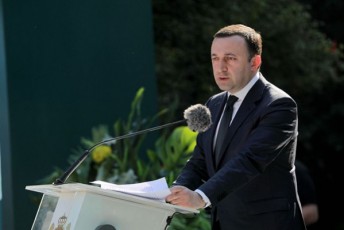 premieri---Tu-vinme-kiTxvis-niSnis-qveS-ayenebs-media-pluralizms-saqarTveloSi-mas-saerTod-araferi-gaegeba-Cveni-qveynis-media-garemoze-2012-wlamde-praqtikulad-ar-arsebobda-arc-erTi-normaluri-Zlieri-damoukidebeli-opoziciuri-arxi-dRes-uamravi-televizia