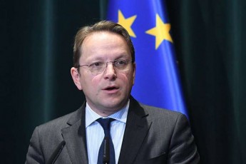 oliver-varhei-mqonda-pativi-briuselSi-Sevxvedrodi-saqarTvelos-premier-ministrs-es-iyo-mesiji-Tqven-iciT-rac-aris-moTxovna-amitom-gaakeTeT-es-unikaluri-SesaZleblobaa