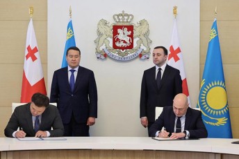 saqarTvelosa-da-yazaxeTis-respublikis-premier-ministrebma-qveynebs-Soris-TanamSromlobis-dinamikaze-gafarToebul-formatSi-imsjeles