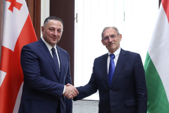 saqarTvelos-Sinagan-saqmeTa-ministri-oficialuri-vizitis-farglebSi-ungreTis-Sinagan-saqmeTa-ministrs-Sexvda